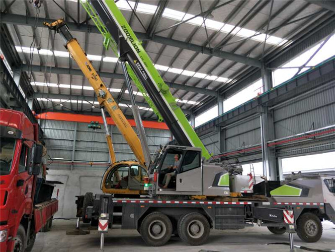 丹棱县高空车出租需要注意哪些安全事项？